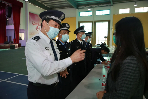 nEO_IMG_p4-党史学习教育丨广东司法行政系统深入组织“我为群众办实事”实践活动② .jpg