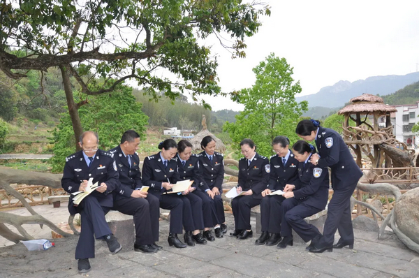 nEO_IMG_p13-广东司法行政党史学习教育压茬有序推进落实④ .jpg