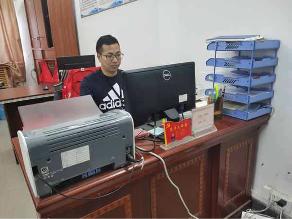 nEO_IMG_p2-队伍教育整顿丨请听，司法所所长谈！ .jpg