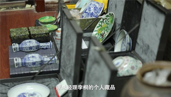 1616992960750045184.jpg 5.jpg