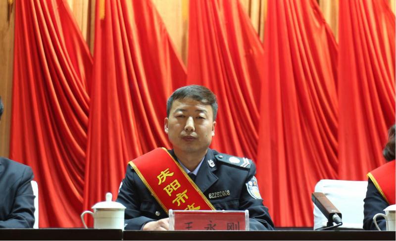 王永刚：践行工匠精神 铸就无悔人生1.jpg