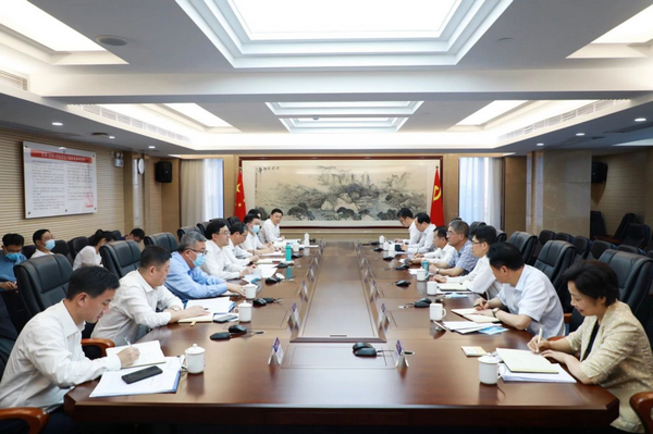 nEO_IMG_p1-省司法厅与云浮市委市政府共同研究推进高质量法治保障服务高质量发展 .jpg