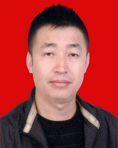 01杨亮.jpg 01杨亮.jpg