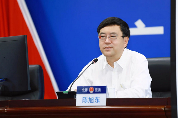 nEO_IMG_p3-深入学习贯彻习近平法治思想 省司法厅举办全省司法行政系统第二批队伍教育整顿专题党课.jpg