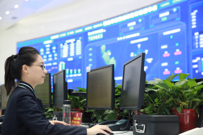 鞍山市“8890”民生问题大数据平台指挥中心