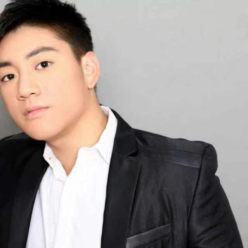 意气风发的秦正良