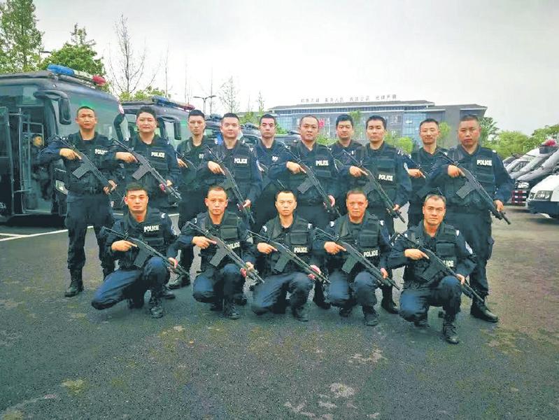 090617fe575383c0769f269c595bf504.jpg 090617fe575383c0769f269c595bf504.jpg