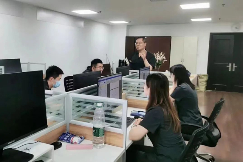 立案一庭进行智能文书应用培训。