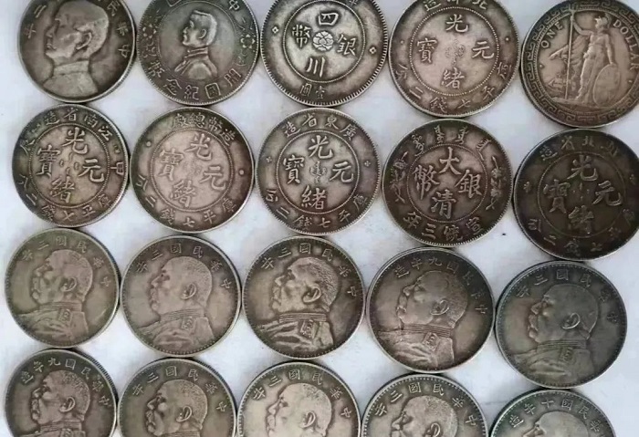 1658131178699084388.jpg 2.jpg