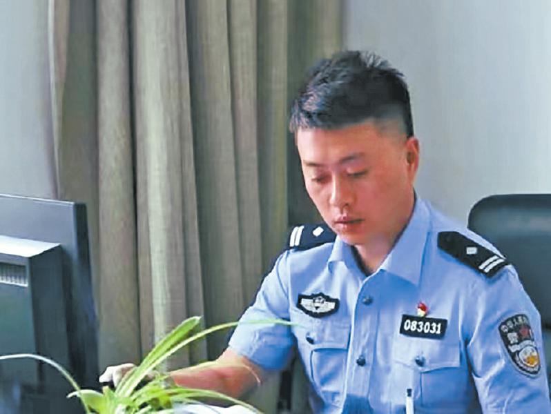 9b9413e9e64c48d8ddcafe6e8d01b3ad.jpg 9b9413e9e64c48d8ddcafe6e8d01b3ad.jpg