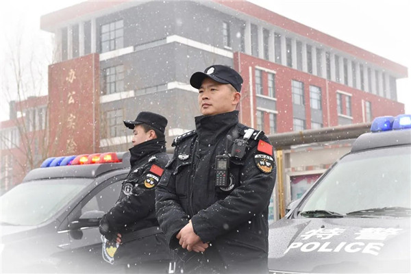 1661331163212089007.jpg 寻找最美基层民警5.jpg