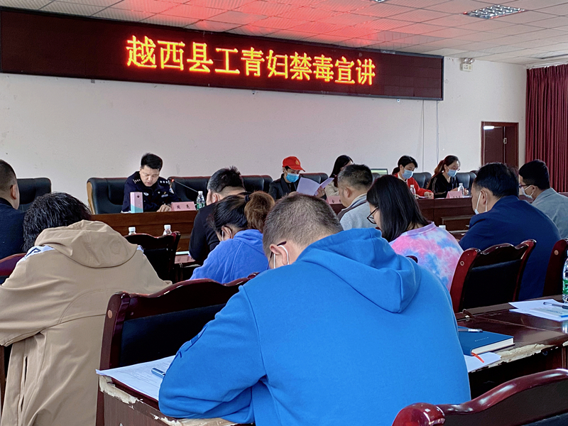 不改从警初心,不负藏蓝青春.jpg 不改从警初心,不负藏蓝青春.jpg