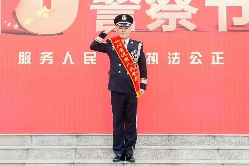 黎继.jpg 黎继.jpg