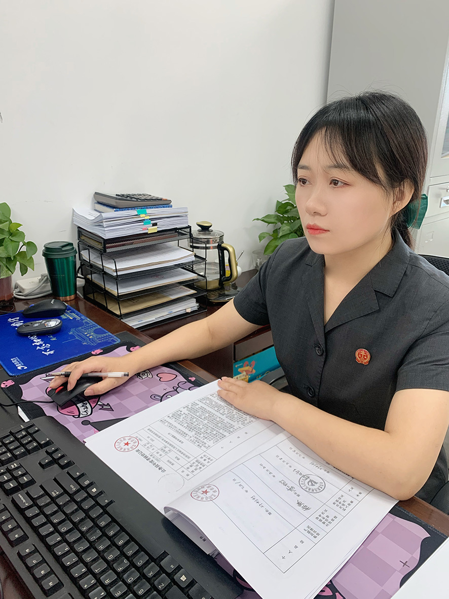 沈阳市浑南区法院法官张鹏艳