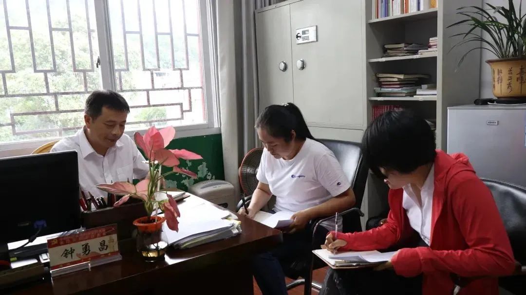 （20231124省微已发））榜样丨走好一名纪检监察人的忠诚路