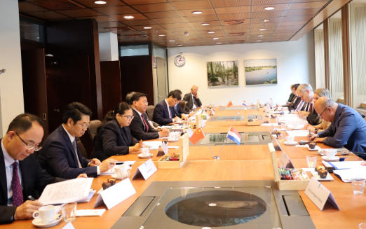 韩俊会见荷兰农业、渔业、粮食安全及自然部部长伟尔司马并共同主持召开第二十次中荷农业高级别工作组会议